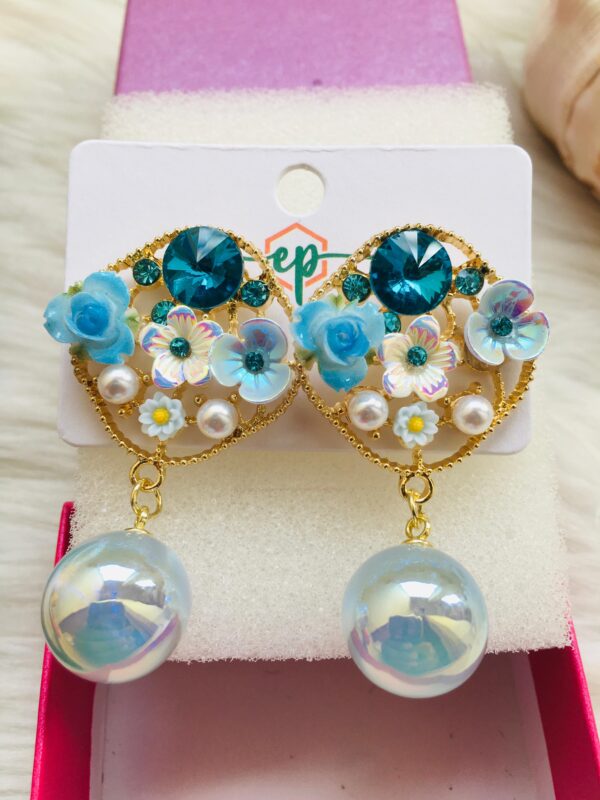 Blue Flower Ear Rings