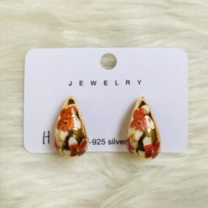 Gold Flower cut Earrings